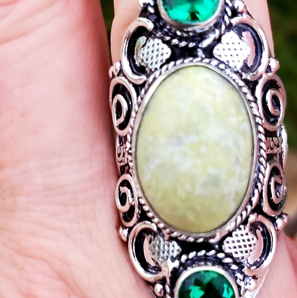 New Lemon Chrysoprase & Peridot 925 Silver Statement Ring. - Picture 4 of 13